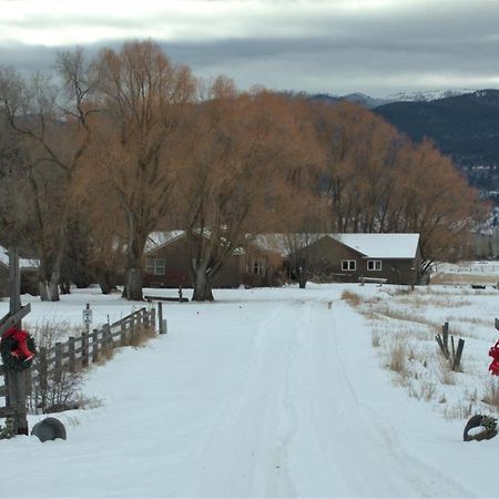 Hansen Guest Ranch Swan Valley Exteriör bild